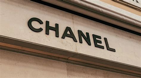 designer brand next to chanel|Chanel artistic director.